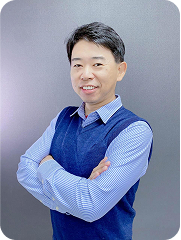 Hong-Wen Yang